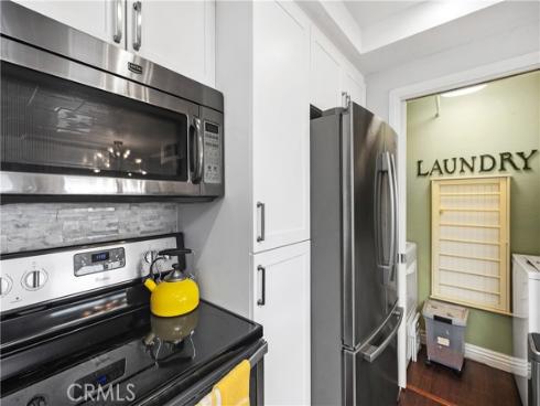 7112 Apricot 7112 Drive, Irvine, CA