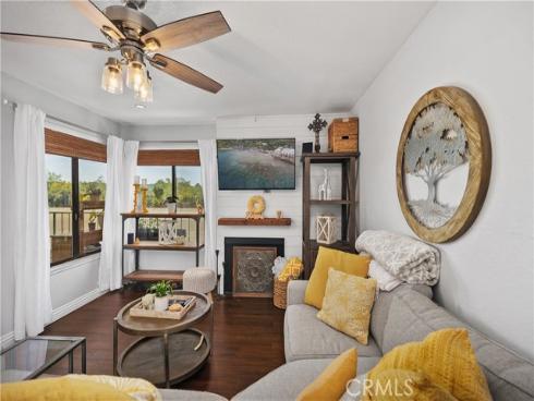 7112 Apricot 7112 Drive, Irvine, CA