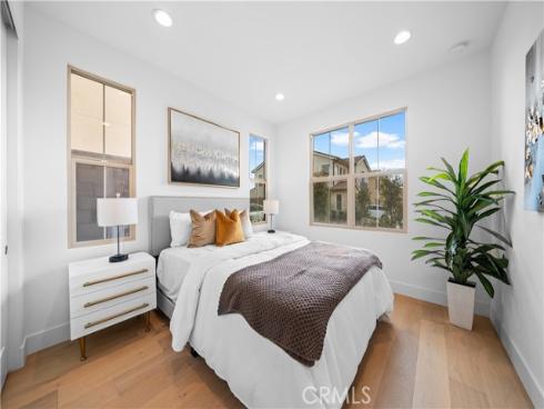 107 Somera , Irvine, CA