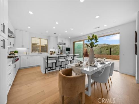 107 Somera , Irvine, CA