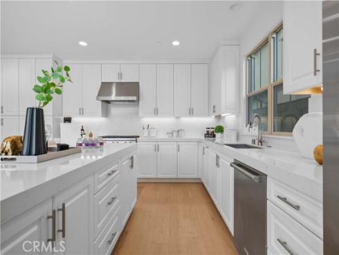 107 Somera , Irvine, CA