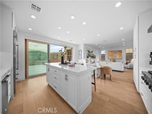 107 Somera , Irvine, CA