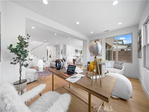 107 Somera , Irvine, CA