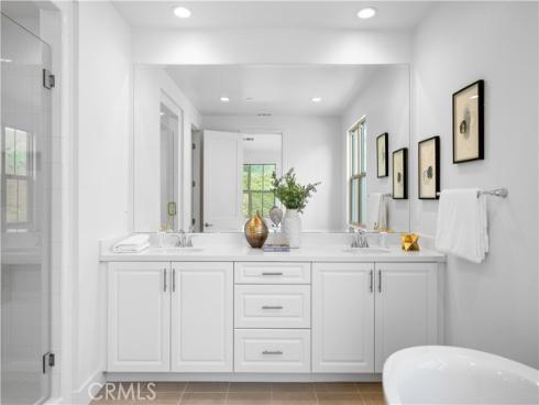 107  Somera  , Irvine, CA