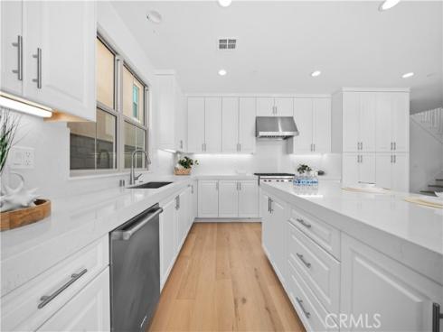 206 Collino , Irvine, CA