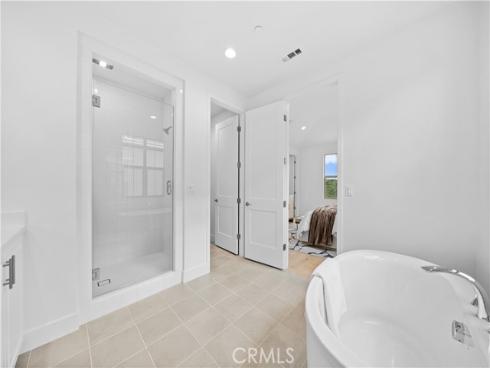 206 Collino , Irvine, CA