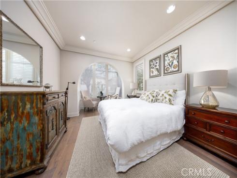 62 Mapleton , Irvine, CA