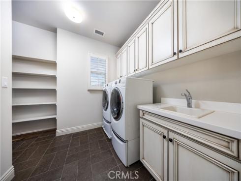 62 Mapleton , Irvine, CA