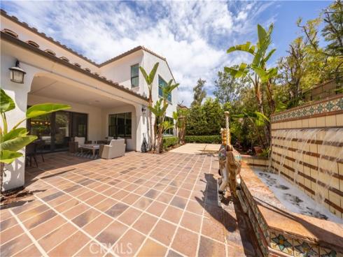 62 Mapleton , Irvine, CA