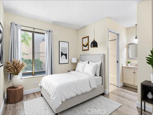 208  Orange Blossom  24 , Irvine, CA