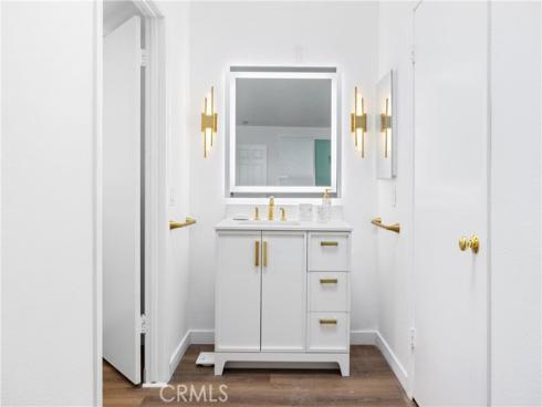 163  Pineview  , Irvine, CA