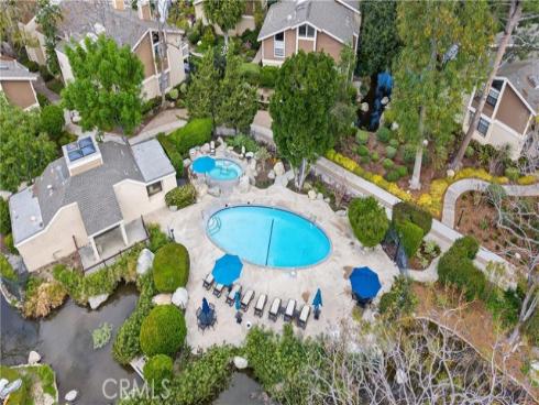 163  Pineview  , Irvine, CA