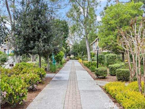 163  Pineview  , Irvine, CA