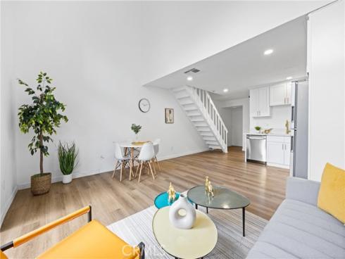 163  Pineview  , Irvine, CA