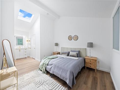 163  Pineview  , Irvine, CA