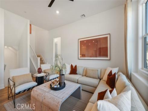 236 Knot , Irvine, CA