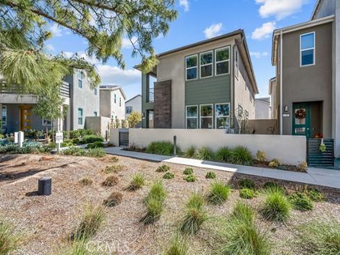 120 Zawn , Irvine, CA