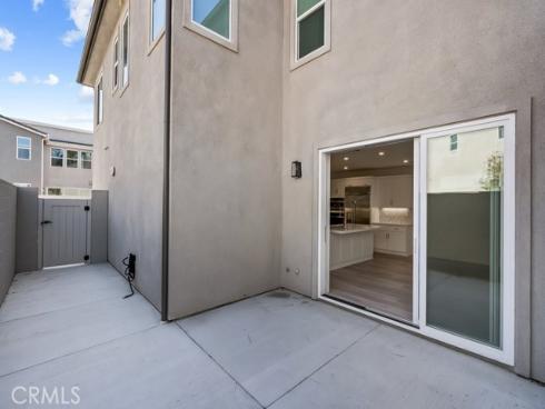 120 Zawn , Irvine, CA