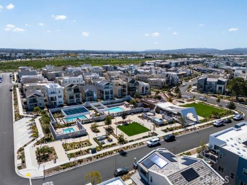 120 Zawn , Irvine, CA