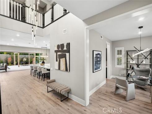 113  Pixel  , Irvine, CA