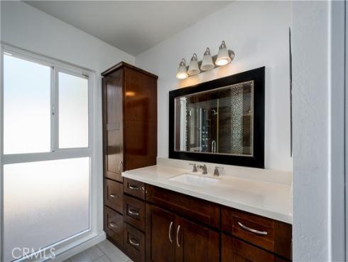 5321 Strasbourg Avenue, Irvine, CA