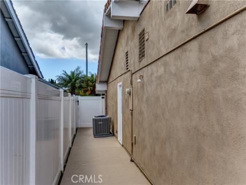 5321 Strasbourg Avenue, Irvine, CA