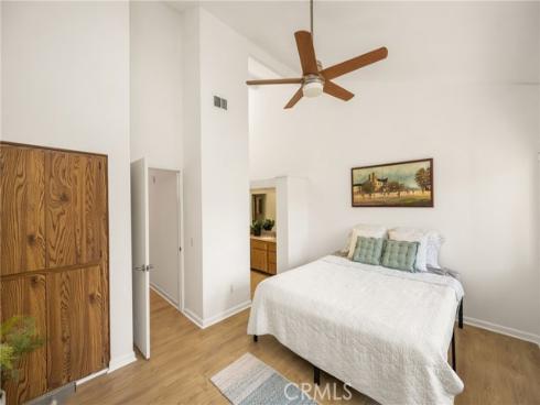 179 Pineview , Irvine, CA