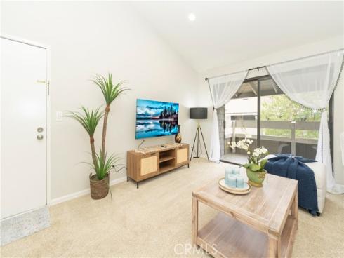 306 Streamwood , Irvine, CA