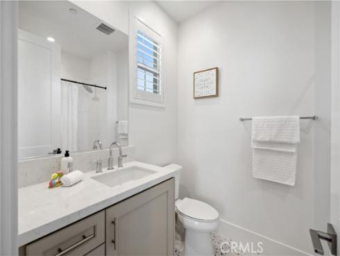 151 Hyperion , Irvine, CA