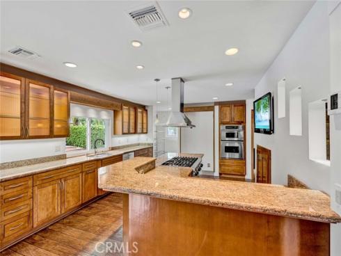 25  Bennington  , Irvine, CA