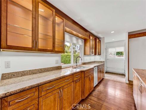 25  Bennington  , Irvine, CA