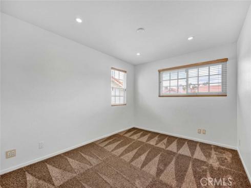 25  Bennington  , Irvine, CA