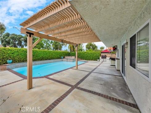 25  Bennington  , Irvine, CA