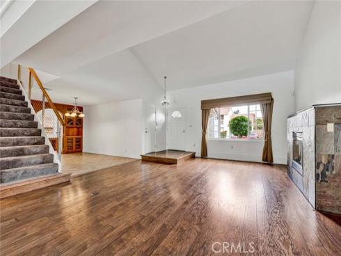 25  Bennington  , Irvine, CA