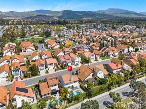 25  Bennington  , Irvine, CA