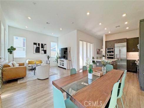 349 Abacus , Irvine, CA