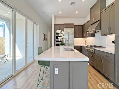 349 Abacus , Irvine, CA