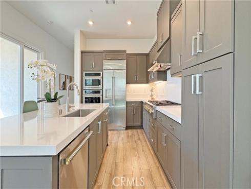 349 Abacus , Irvine, CA