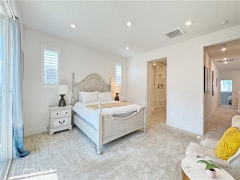 349 Abacus , Irvine, CA