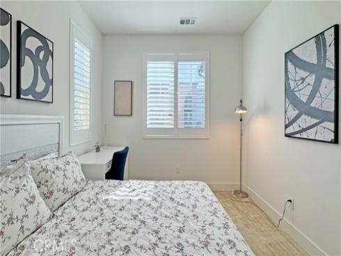 349 Abacus , Irvine, CA