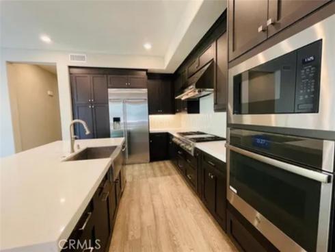 162  Perpective  , Irvine, CA