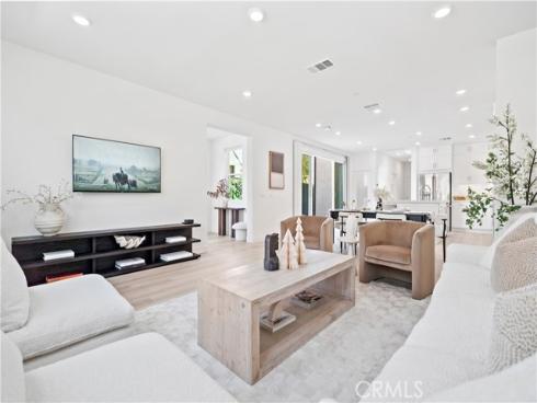 396  Chorus  , Irvine, CA