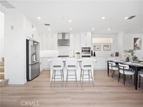 396  Chorus  , Irvine, CA