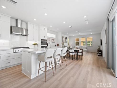 396  Chorus  , Irvine, CA