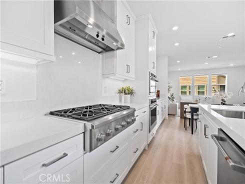 396  Chorus  , Irvine, CA