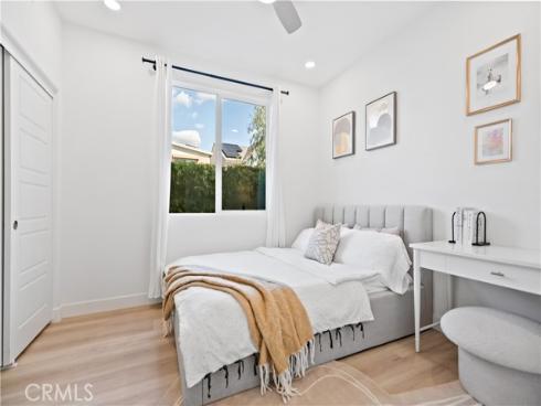 396  Chorus  , Irvine, CA