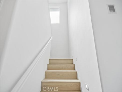 396  Chorus  , Irvine, CA