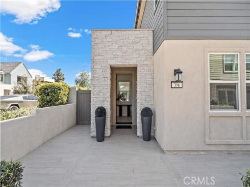 396  Chorus  , Irvine, CA