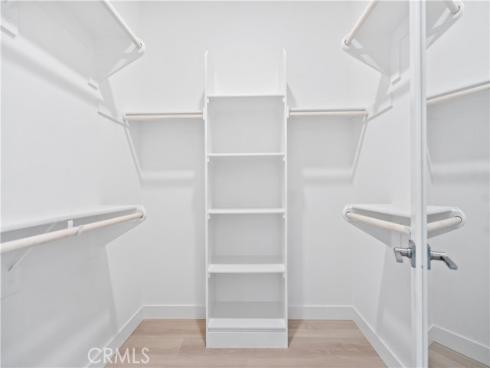 396  Chorus  , Irvine, CA