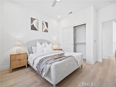 396  Chorus  , Irvine, CA